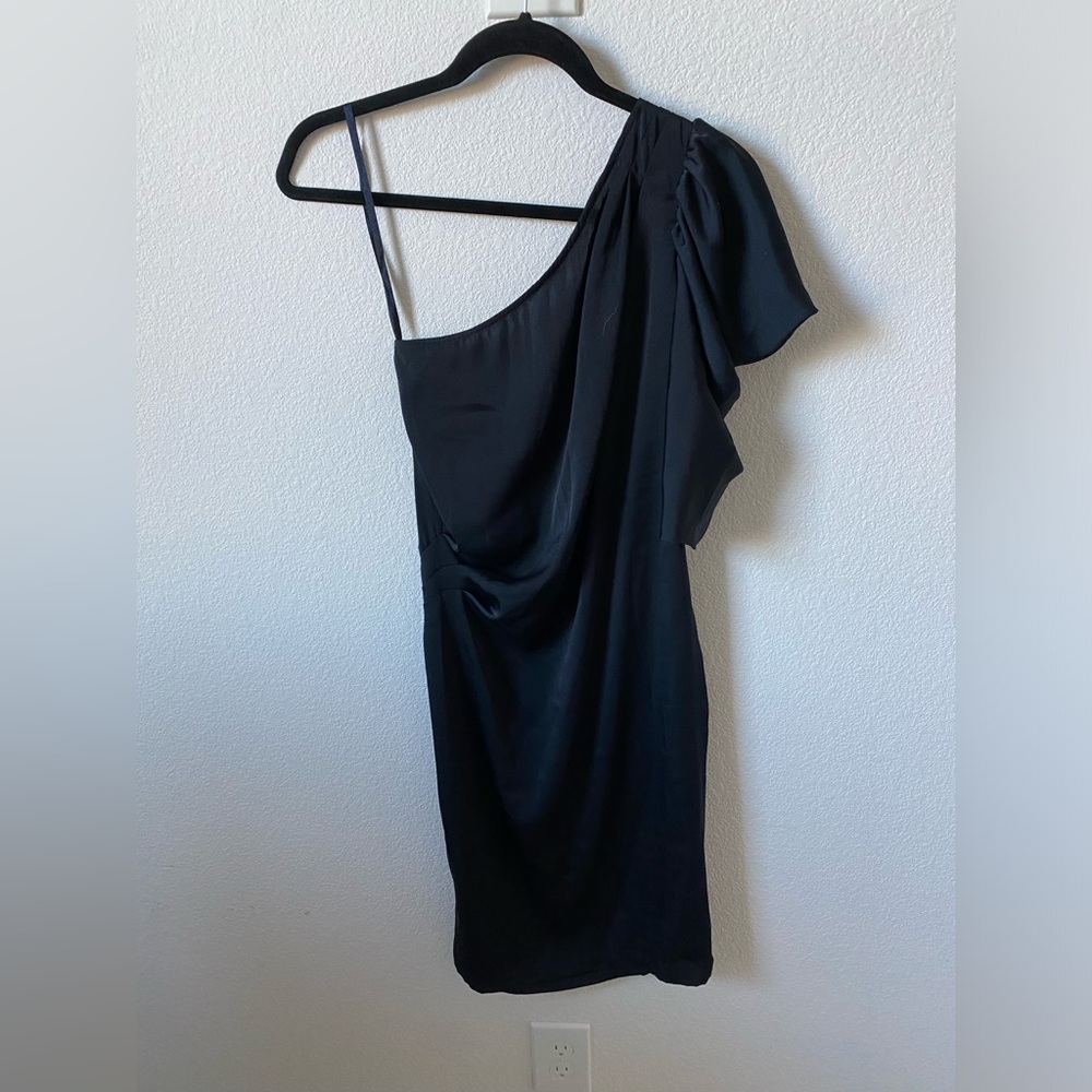 BCBG BRAND NEW DRESS
